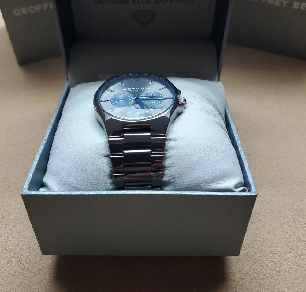 The Geoffrey Beene® gunmetal-tone bracelet watch